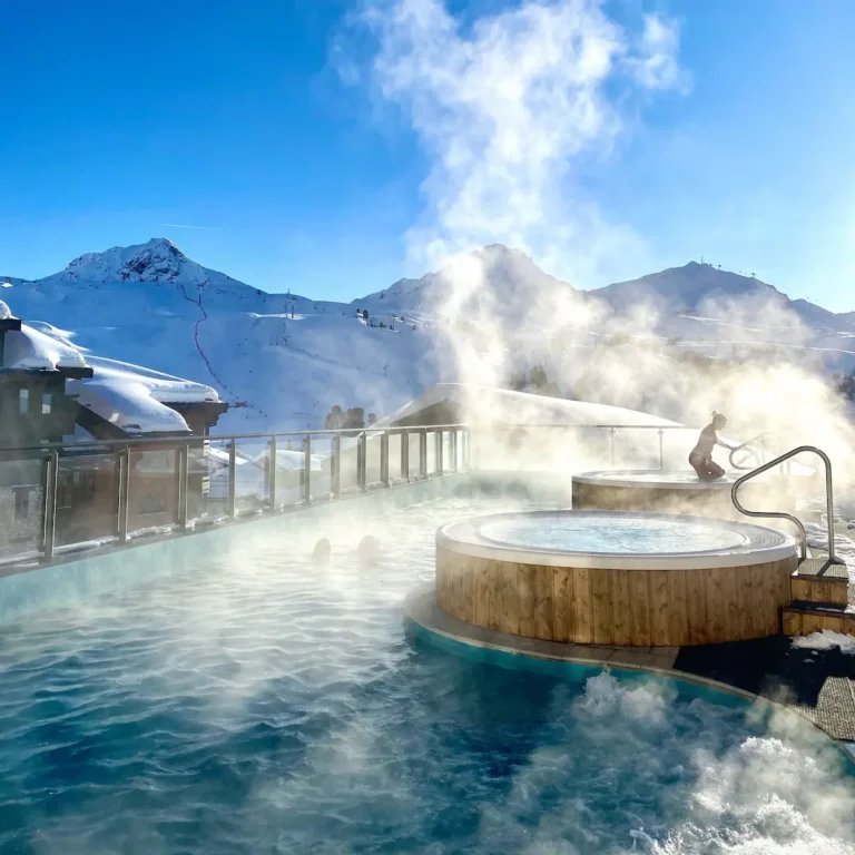 chalet with pool and spa la plagne
