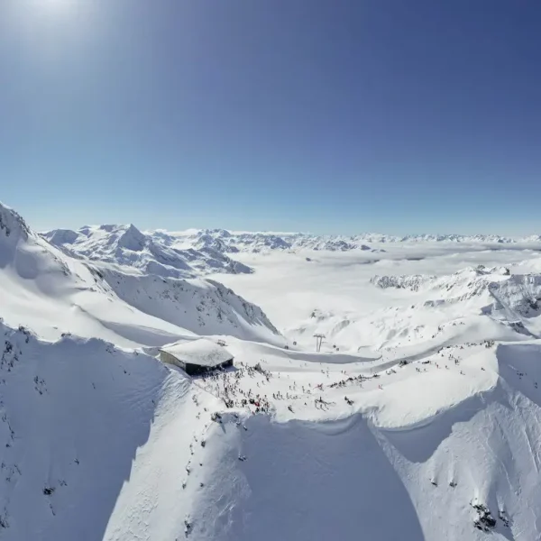 Vue aérienne La Plagne Live 3000 Paradiski Savoie Alpes