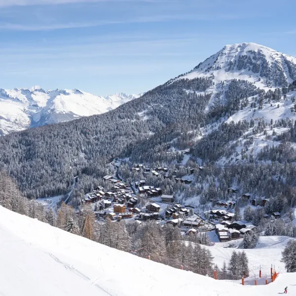 Les villages de la Plagne 5 location chalet proche des pistes